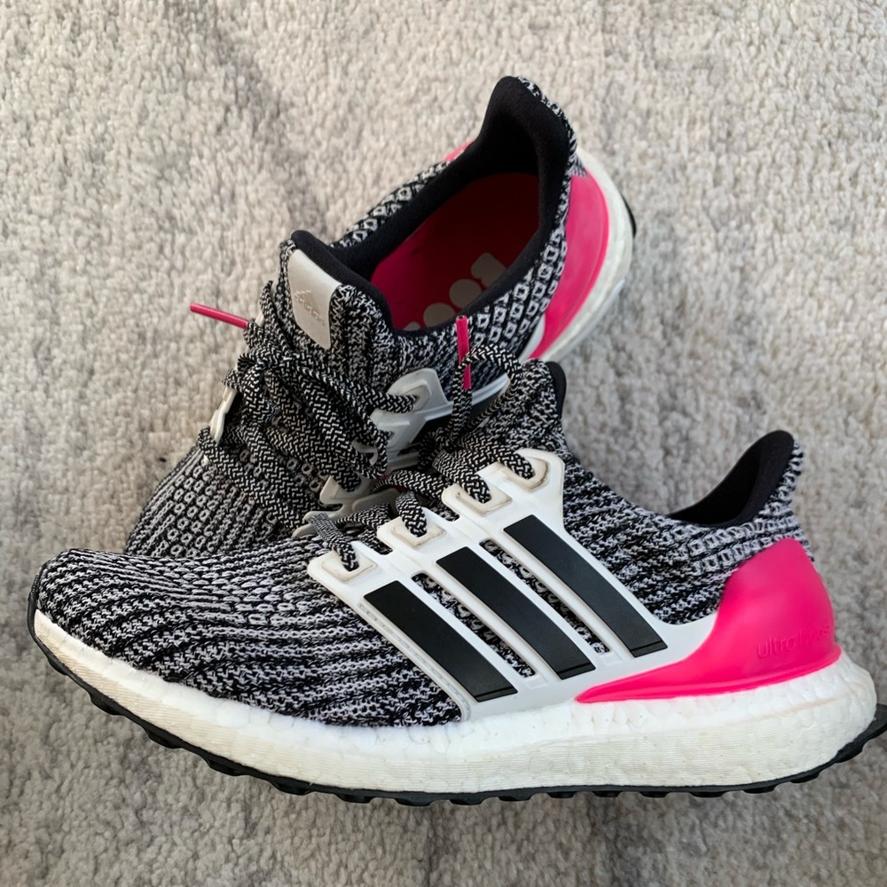Adidas UltraBoost 4.0